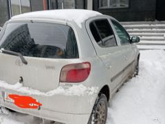 Фото авто Toyota Yaris