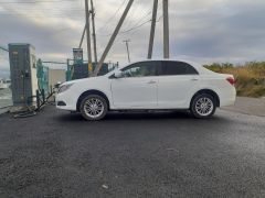 Фото авто BYD E5