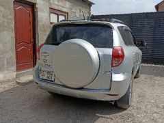 Сүрөт унаа Toyota RAV4