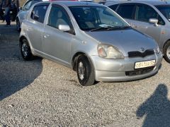 Фото авто Toyota Vitz