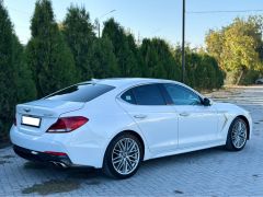 Photo of the vehicle Genesis G70