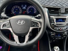 Фото авто Hyundai Solaris