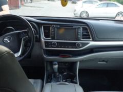 Фото авто Toyota Highlander