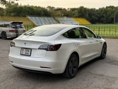 Фото авто Tesla Model 3