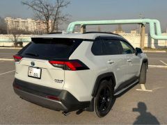 Photo of the vehicle Toyota RAV4