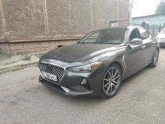 Photo of the vehicle Genesis G70