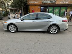 Сүрөт унаа Toyota Camry