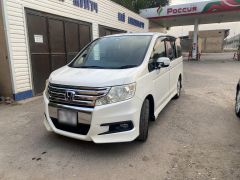 Фото авто Honda Stepwgn