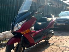 Photo of the vehicle Honda Silver Wing 400