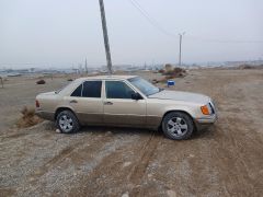 Сүрөт унаа Mercedes-Benz W124