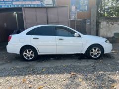 Сүрөт унаа Daewoo Gentra