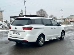 Photo of the vehicle Kia Carnival