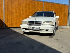 Сүрөт унаа Mercedes-Benz C-Класс