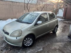 Сүрөт унаа Toyota Vitz