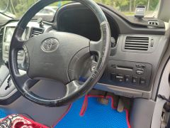 Фото авто Toyota Alphard