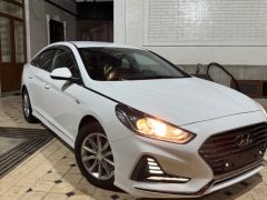 Photo of the vehicle Hyundai Sonata