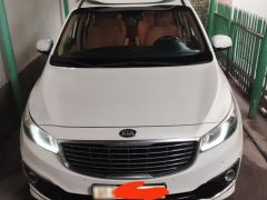 Photo of the vehicle Kia Carnival