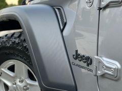 Сүрөт унаа Jeep Gladiator