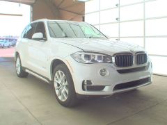 Photo of the vehicle BMW X5