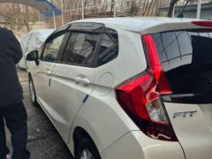 Photo of the vehicle Honda Fit