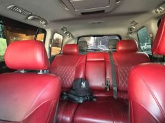 Photo of the vehicle Lexus LX