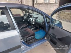 Фото авто Honda Jazz