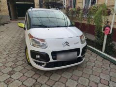 Photo of the vehicle Citroen C3 Picasso