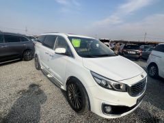 Фото авто Kia Carnival