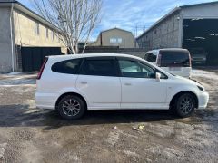 Сүрөт унаа Honda Stream