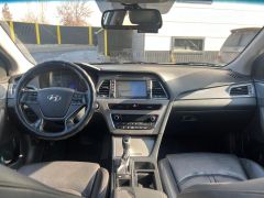 Photo of the vehicle Hyundai Sonata