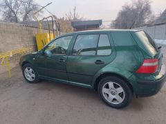 Фото авто Volkswagen Golf