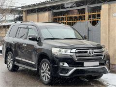 Photo of the vehicle Toyota Land Cruiser