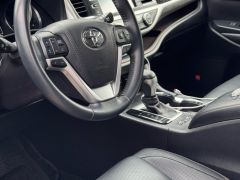 Сүрөт унаа Toyota Highlander