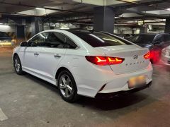 Photo of the vehicle Hyundai Sonata