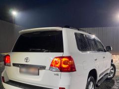 Фото авто Toyota Land Cruiser