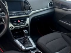 Фото авто Hyundai Elantra