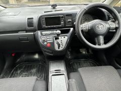 Photo of the vehicle Toyota Wish