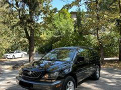 Photo of the vehicle Lexus RX