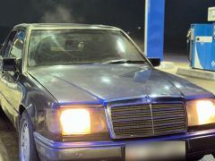 Photo of the vehicle Mercedes-Benz W124