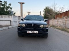 Photo of the vehicle BMW X5