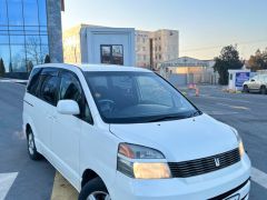 Сүрөт унаа Toyota Voxy