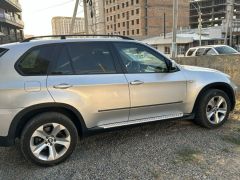 Photo of the vehicle BMW X5