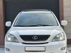 Photo of the vehicle Lexus RX