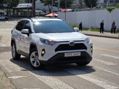 Сүрөт унаа Toyota RAV4