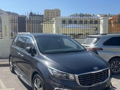 Photo of the vehicle Kia Carnival