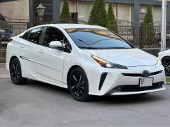 Фото авто Toyota Prius