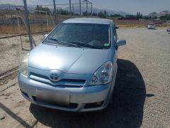 Сүрөт унаа Toyota Corolla Verso