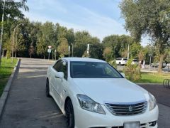 Сүрөт унаа Toyota Crown