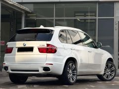 Photo of the vehicle BMW X5