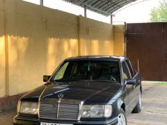 Сүрөт унаа Mercedes-Benz W124